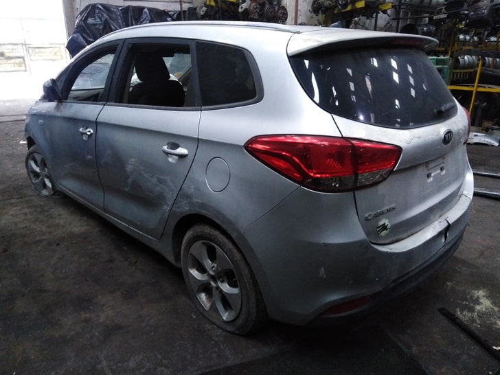  Kia CARENS 2014    EN DESARME